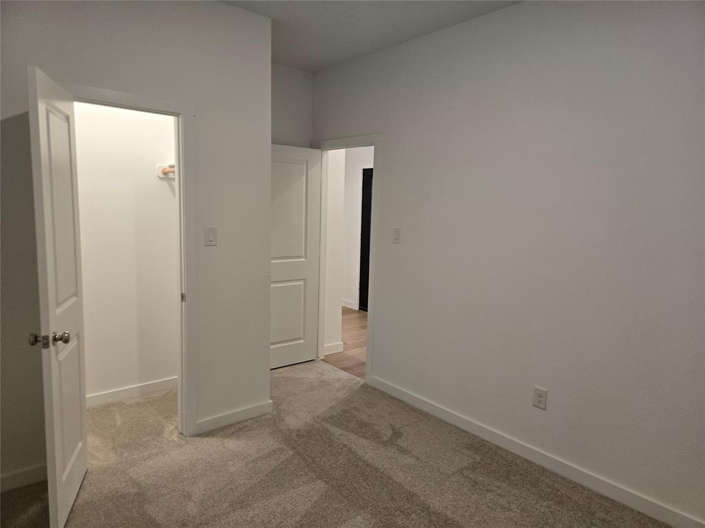 20517 Mule Deer Drive Property Photo 10