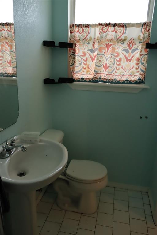 916 N Windermere Drive Property Photo 21