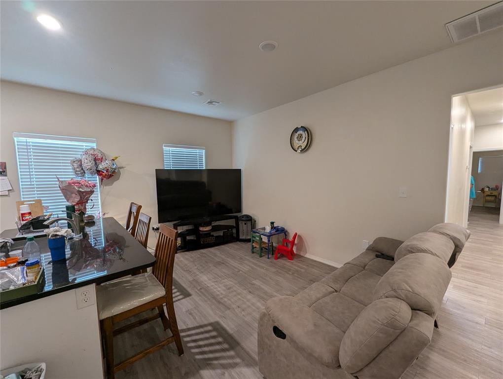 431 Nw 116th Street Property Photo 3
