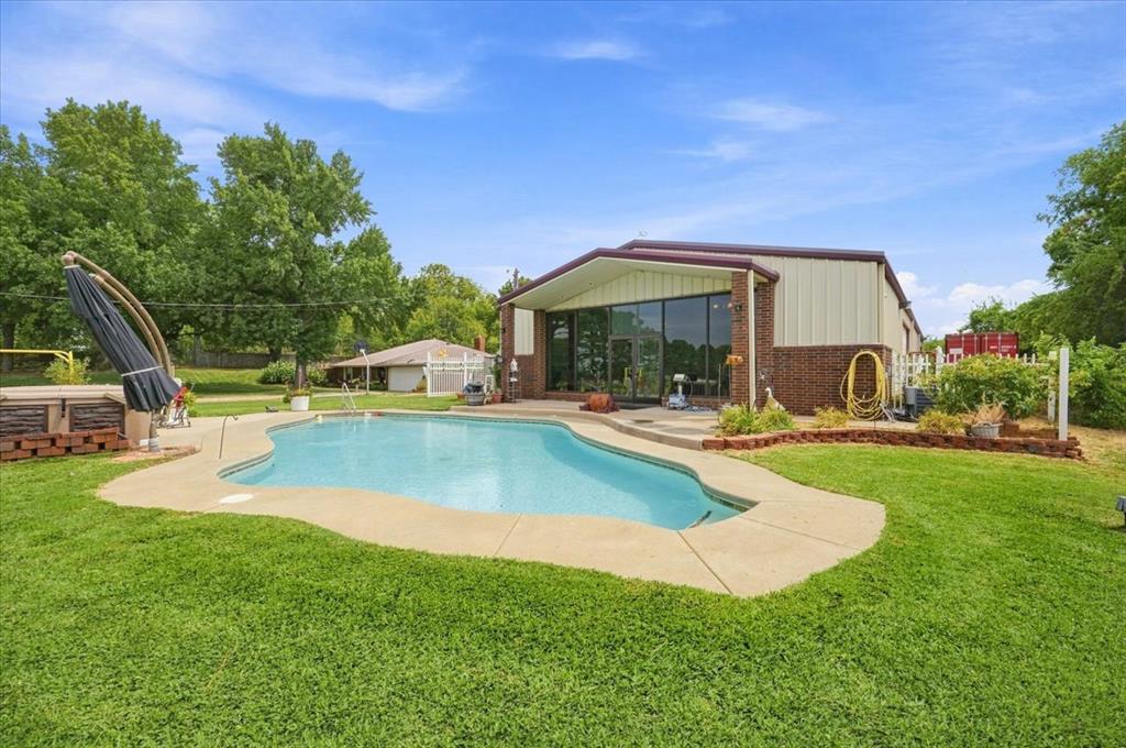 12301 Us Highway 77 Property Photo 1