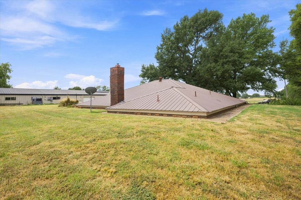 12301 Us Highway 77 Property Photo 4