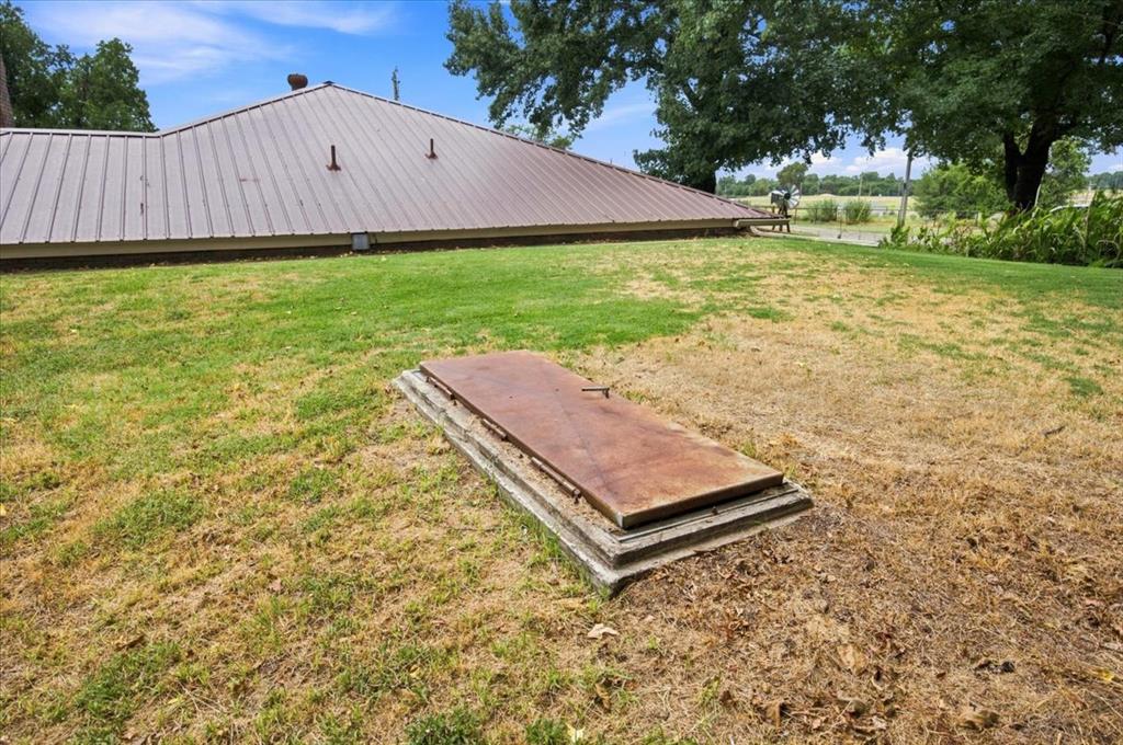 12301 Us Highway 77 Property Photo 5