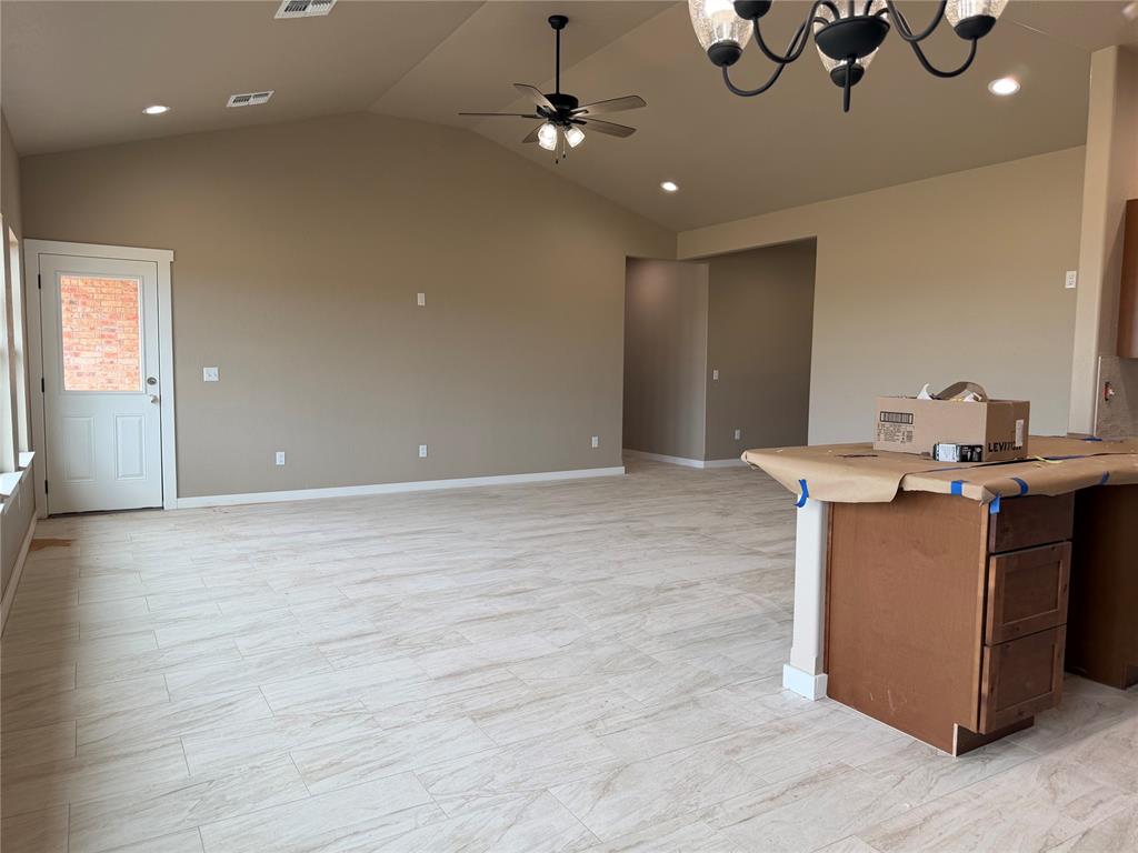 3325 Continental Court Property Photo 9