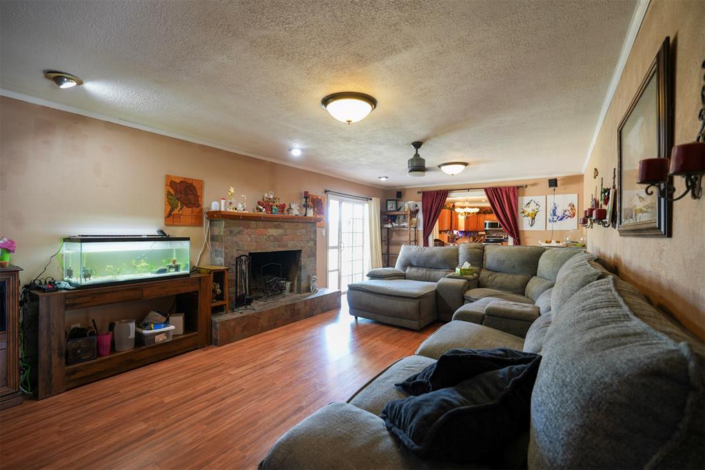 1909 Willard Drive Property Photo 10