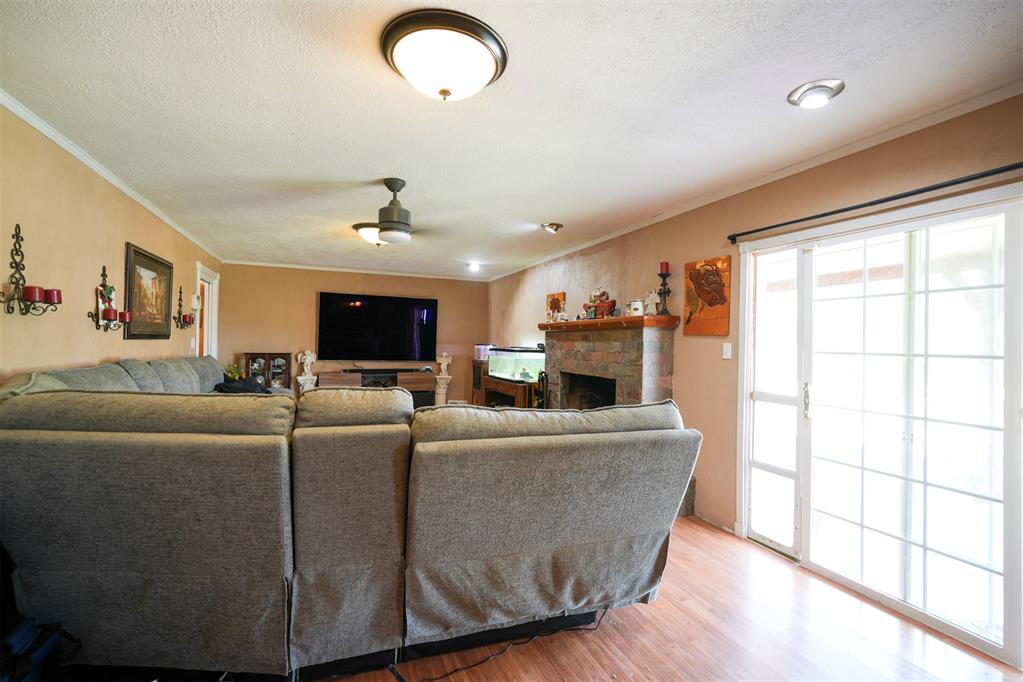 1909 Willard Drive Property Photo 11