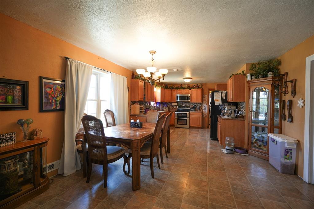 1909 Willard Drive Property Photo 13