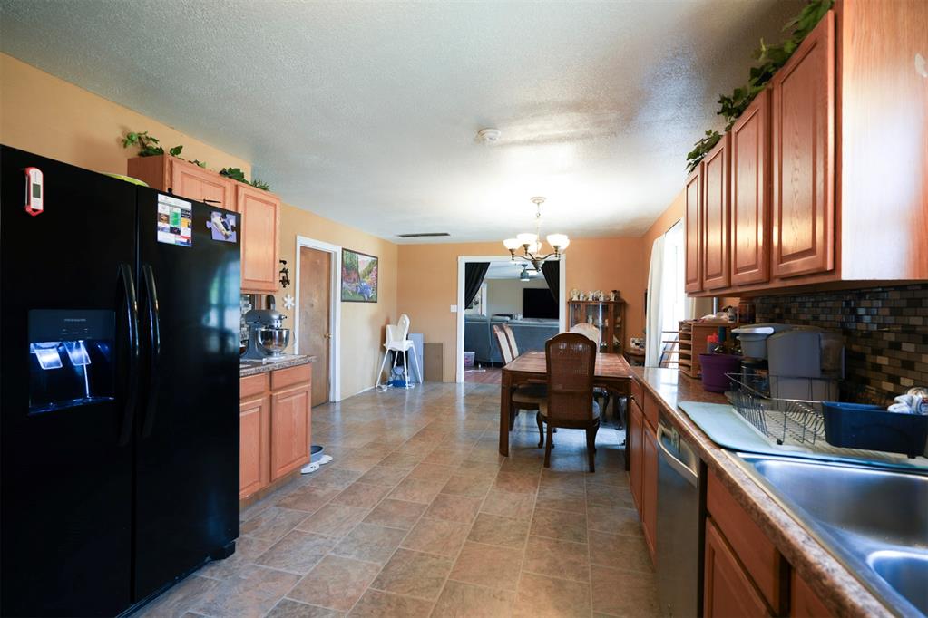 1909 Willard Drive Property Photo 15