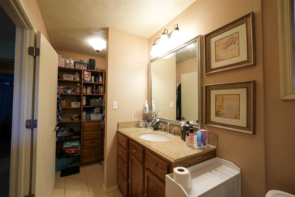 1909 Willard Drive Property Photo 32