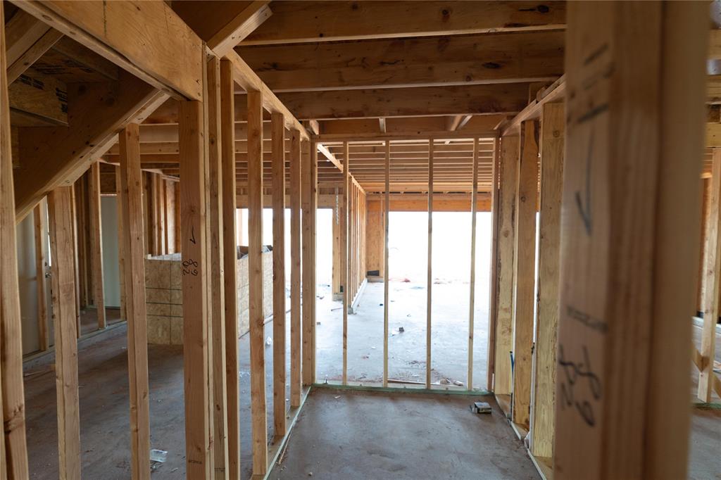 601 Straight Street Property Photo 5