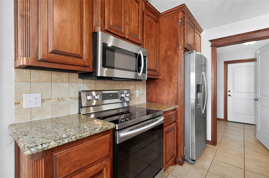 1105 Hershel Drive Property Photo 12