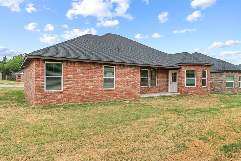 204 E Abbot Lane Property Photo 4