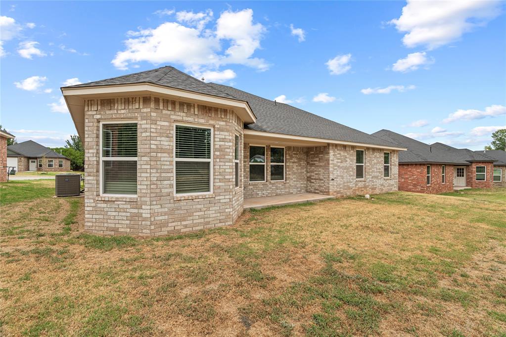 208 E Abbot Lane Property Photo 35
