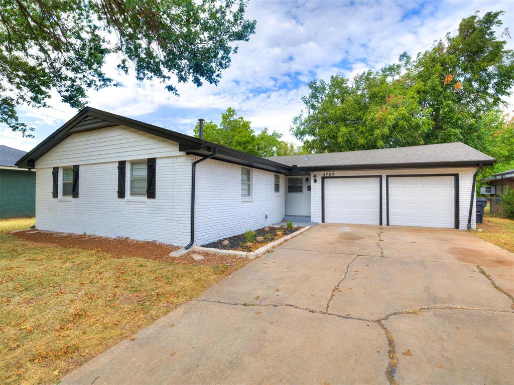 4705 N Libby Avenue Property Photo 2