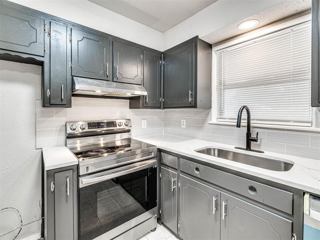 4705 N Libby Avenue Property Photo 6
