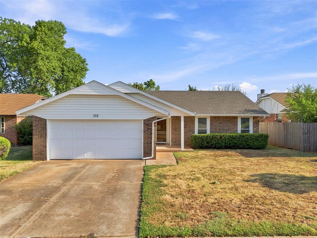 715 W Forest Drive Property Photo 1