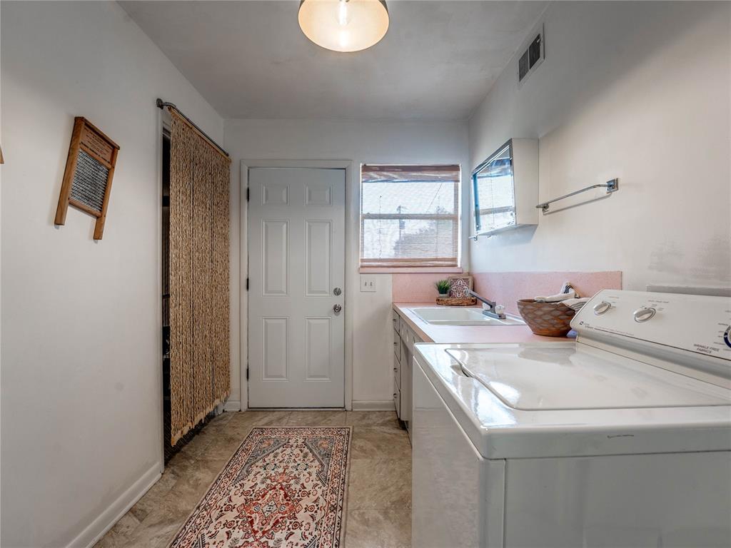 3574 N Highway 74 Property Photo 12
