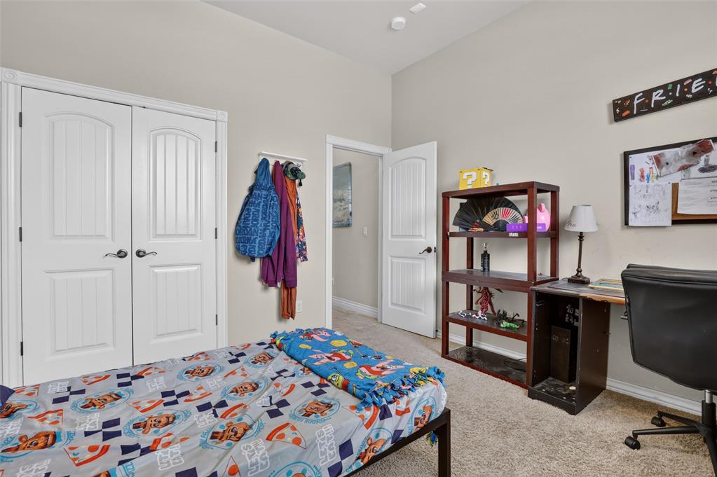 6408 Nw 155th Street Property Photo 25