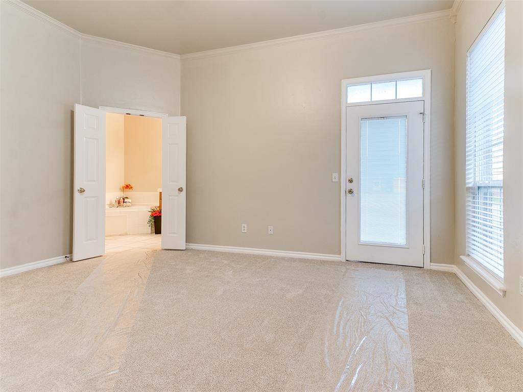 15524 Swallowtail Drive Property Photo 24