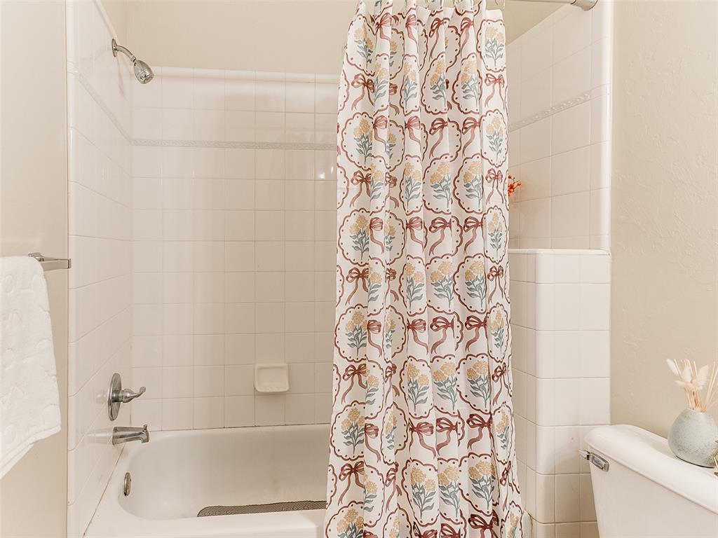 15524 Swallowtail Drive Property Photo 36