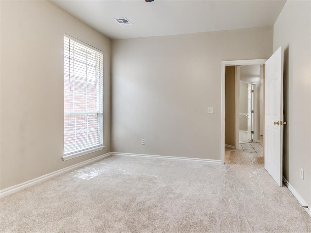 15524 Swallowtail Drive Property Photo 39