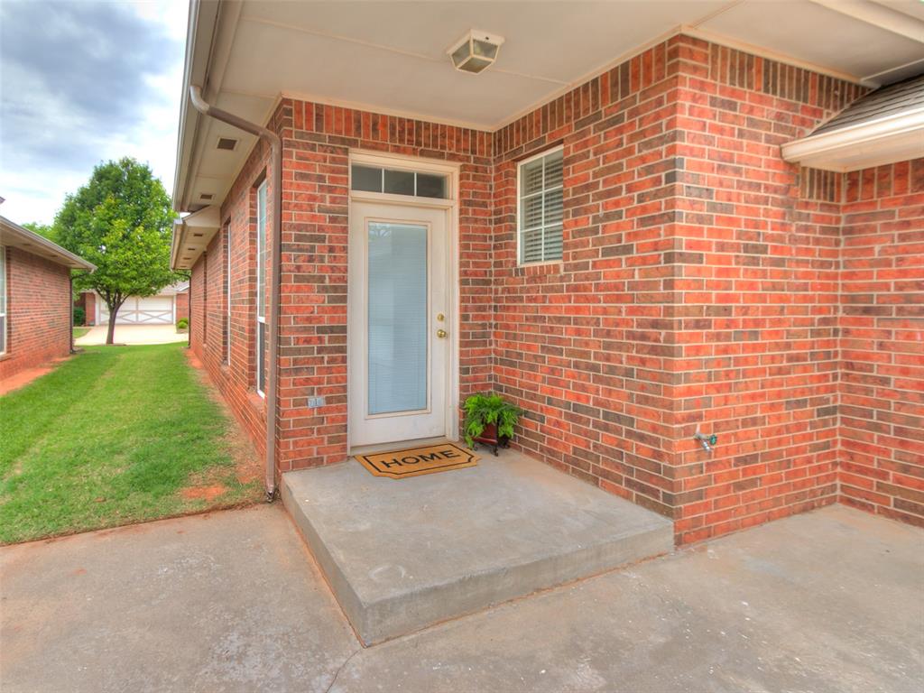 15524 Swallowtail Drive Property Photo 41