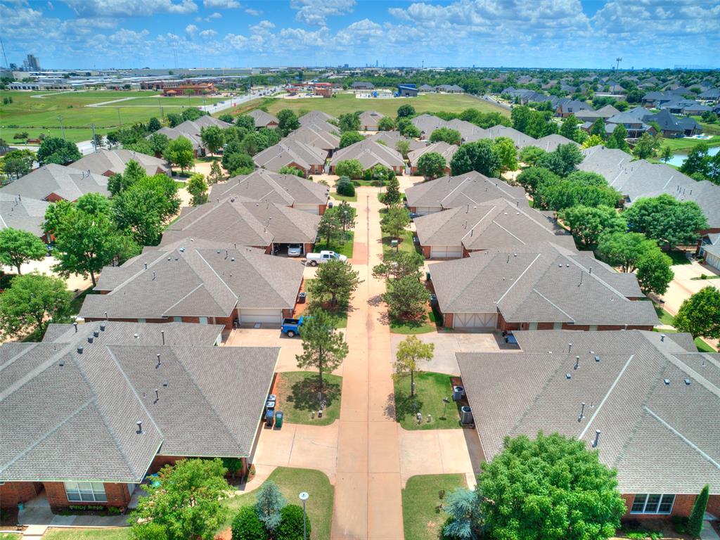 15524 Swallowtail Drive Property Photo 48