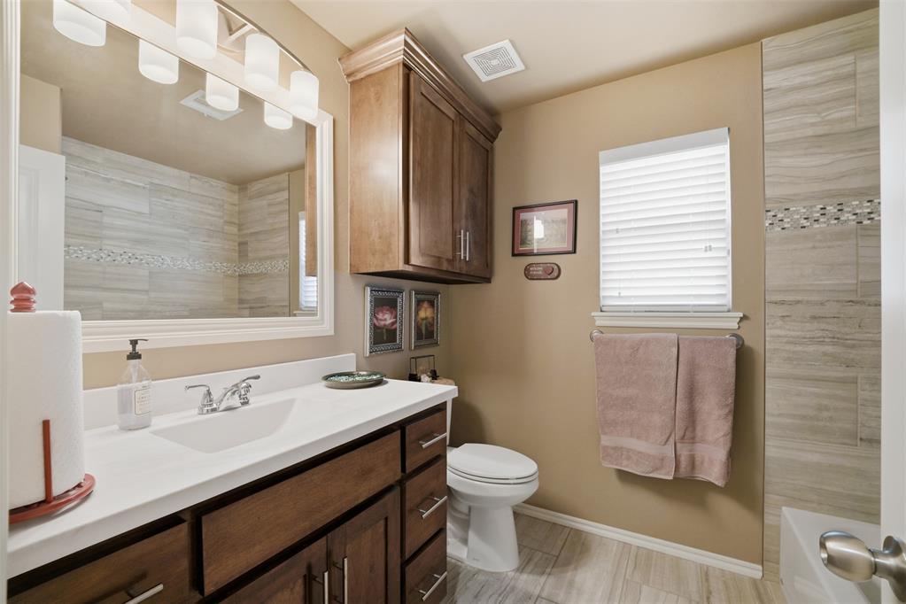 9121 Nw 89th Street Property Photo 23