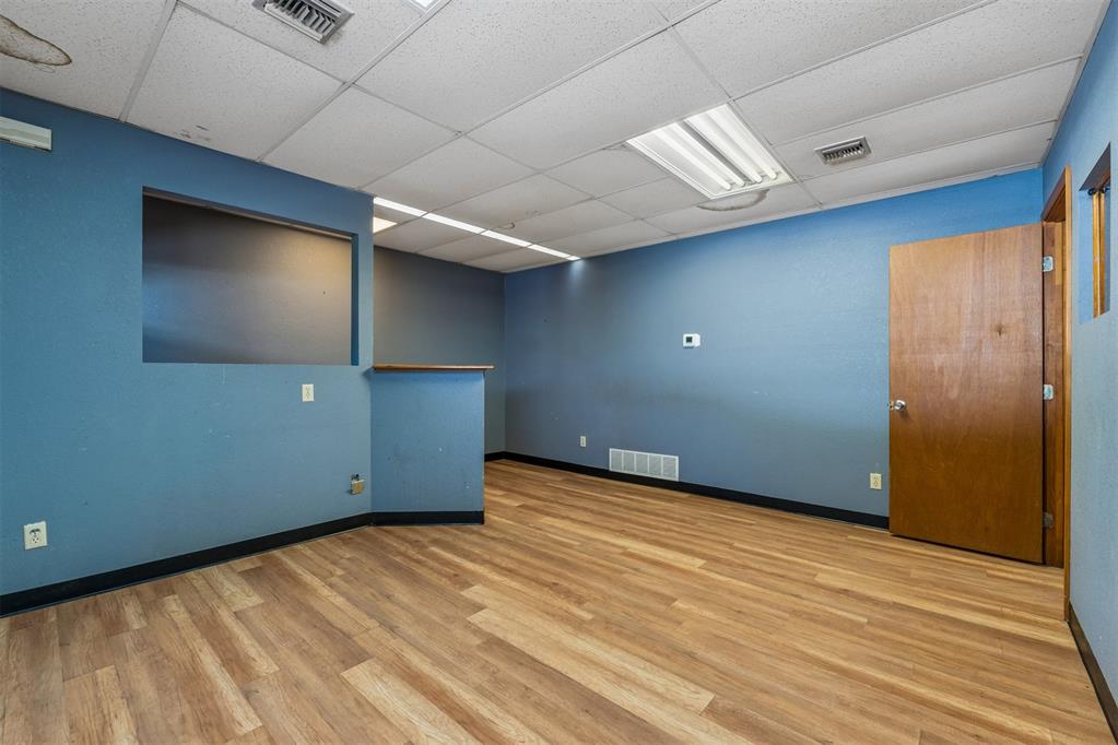 902 N Purdue Avenue Property Photo 14
