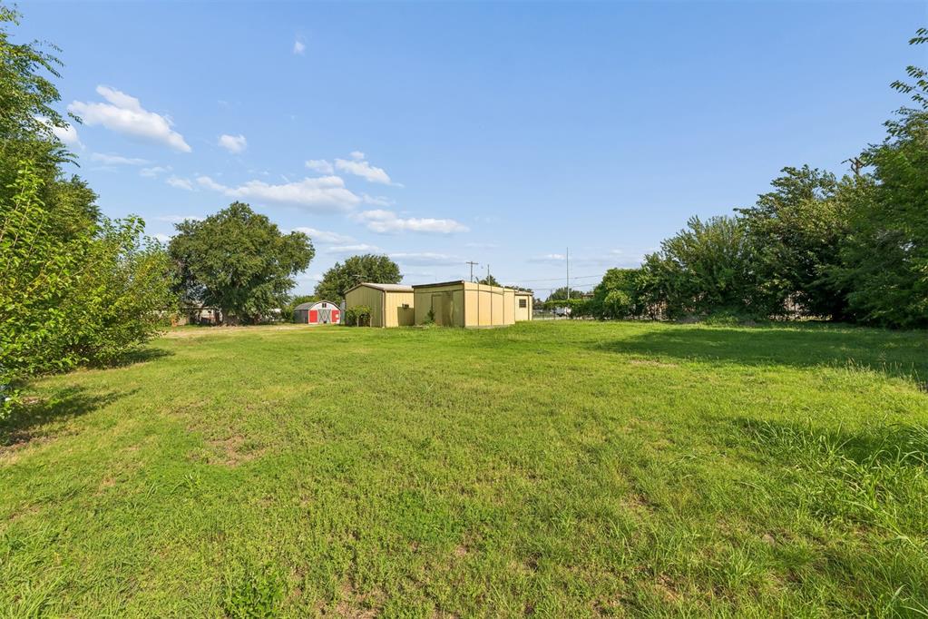 902 N Purdue Avenue Property Photo 30