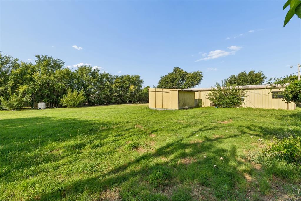 902 N Purdue Avenue Property Photo 32