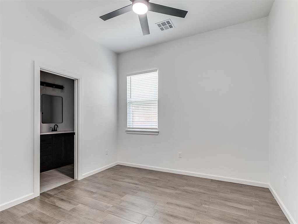 2217 Los Angeles Avenue Property Photo 36