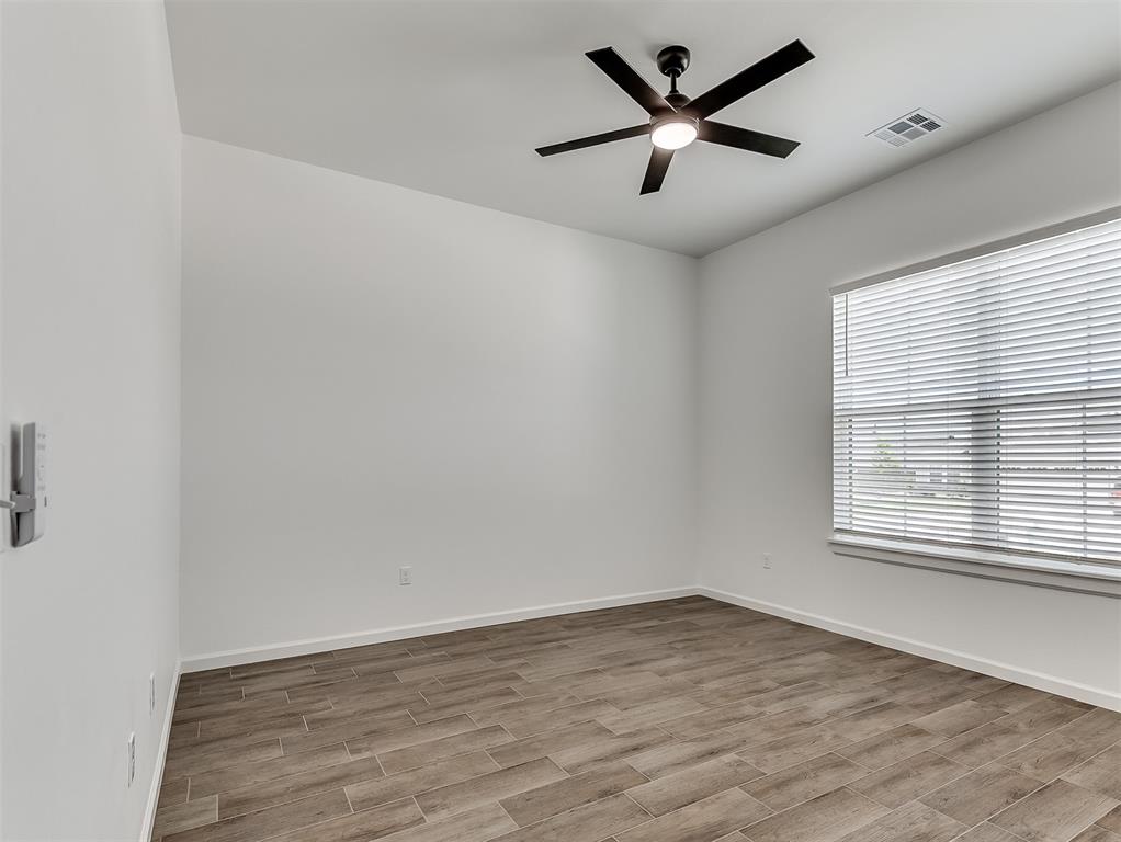 2217 Los Angeles Avenue Property Photo 40