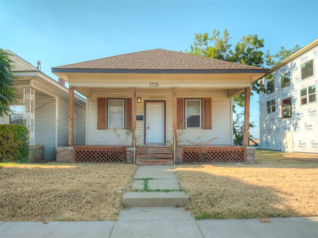 1226 NW 8th Street Property Photo 1