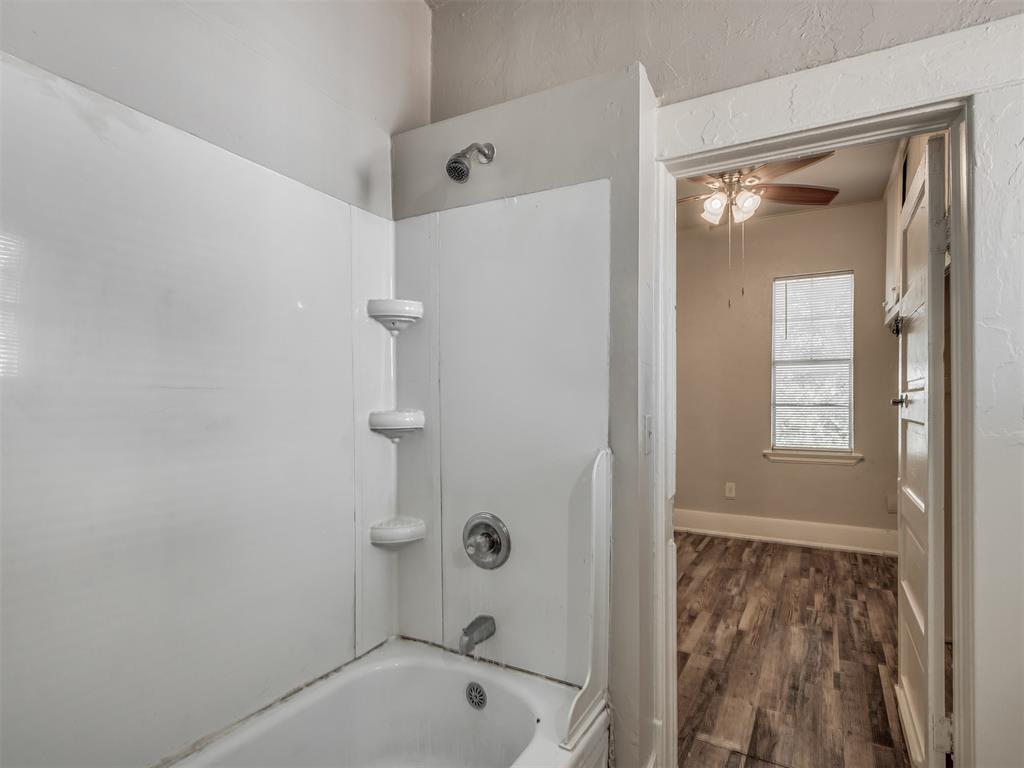 1226 Nw 8th Street Property Photo 32
