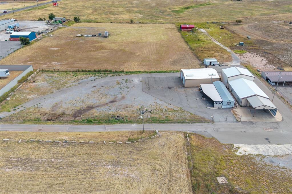 23986 E 1013 Road Property Photo 2