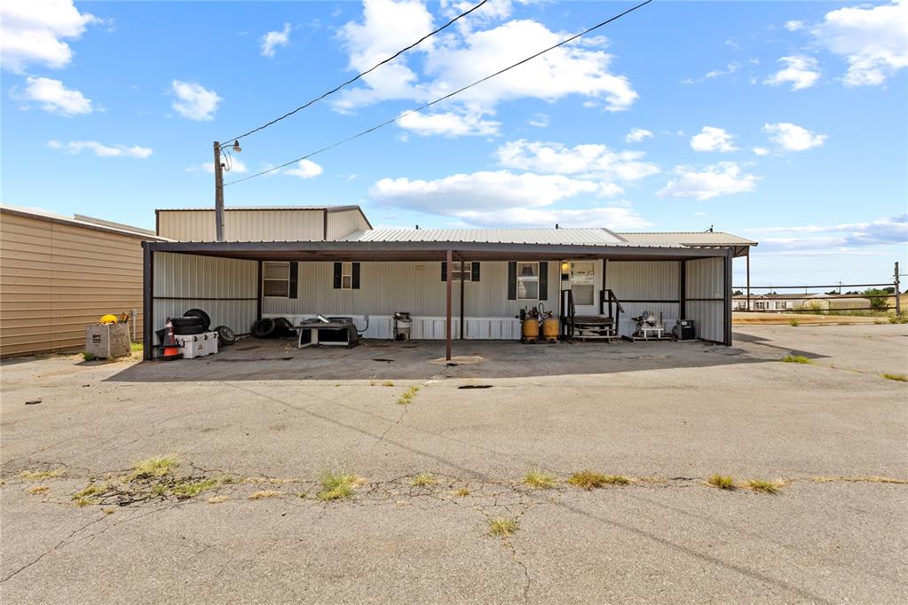 23986 E 1013 Road Property Photo 7