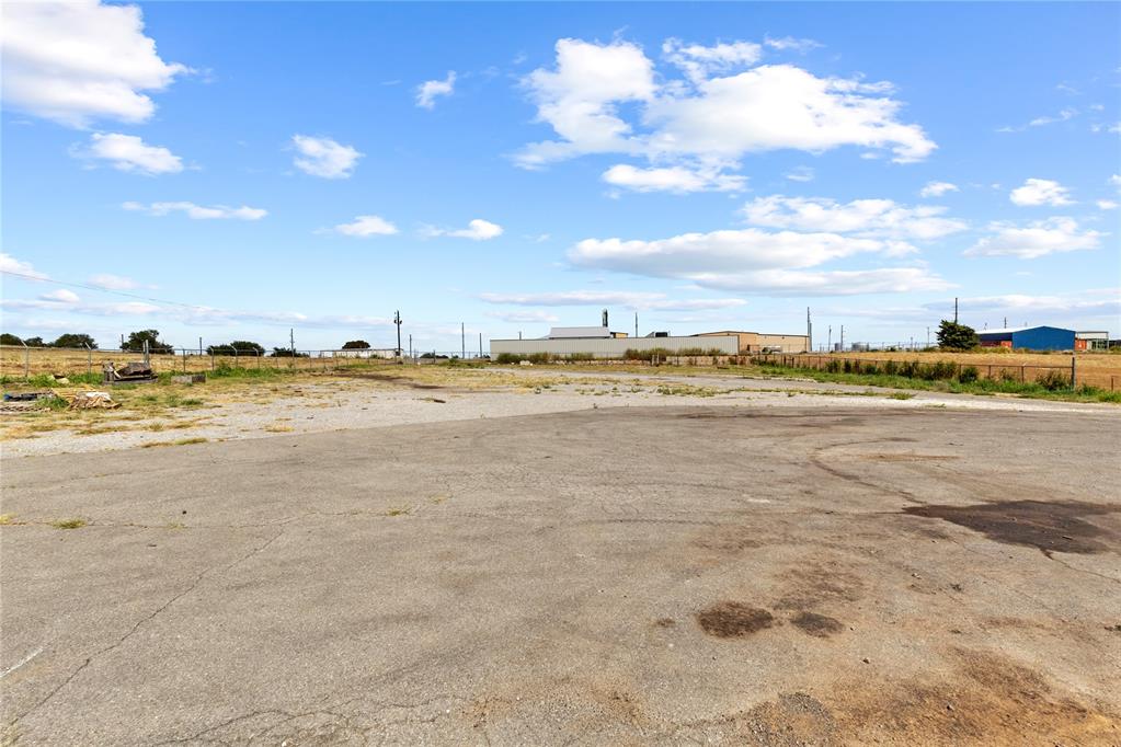 23986 E 1013 Road Property Photo 8