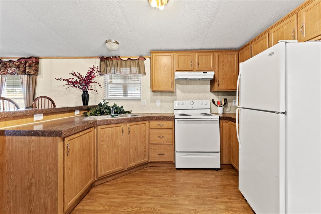 23986 E 1013 Road Property Photo 18