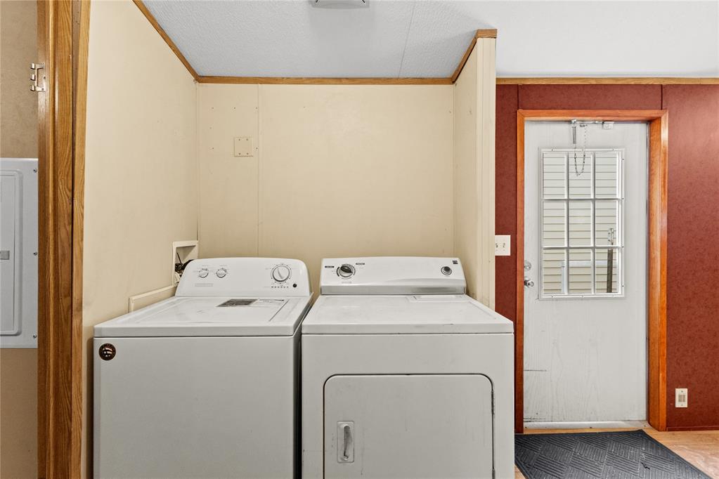 23986 E 1013 Road Property Photo 20