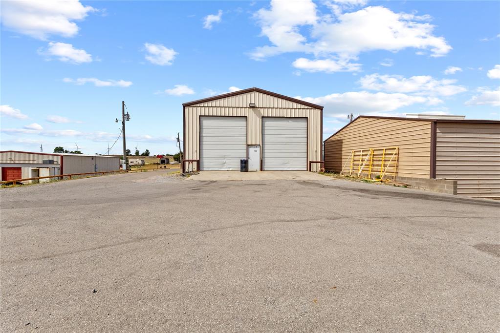23986 E 1013 Road Property Photo 27