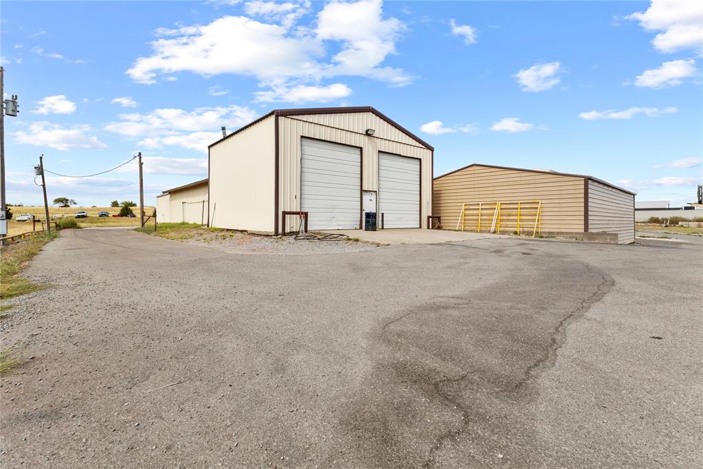 23986 E 1013 Road Property Photo 28