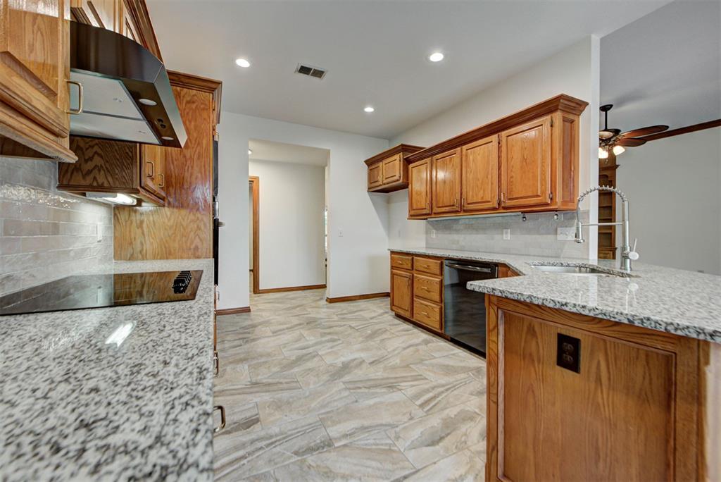 204 Persimmon Ridge Drive Property Photo 23