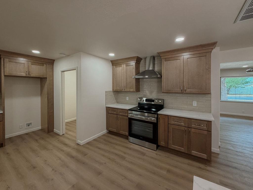 410 N Bryan Street Property Photo 5