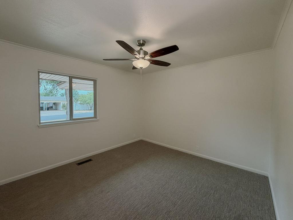 410 N Bryan Street Property Photo 20