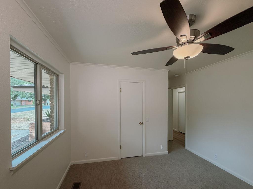 410 N Bryan Street Property Photo 24