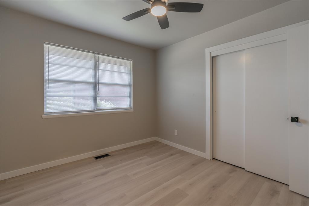 3929 Nw 59th Street Property Photo 19