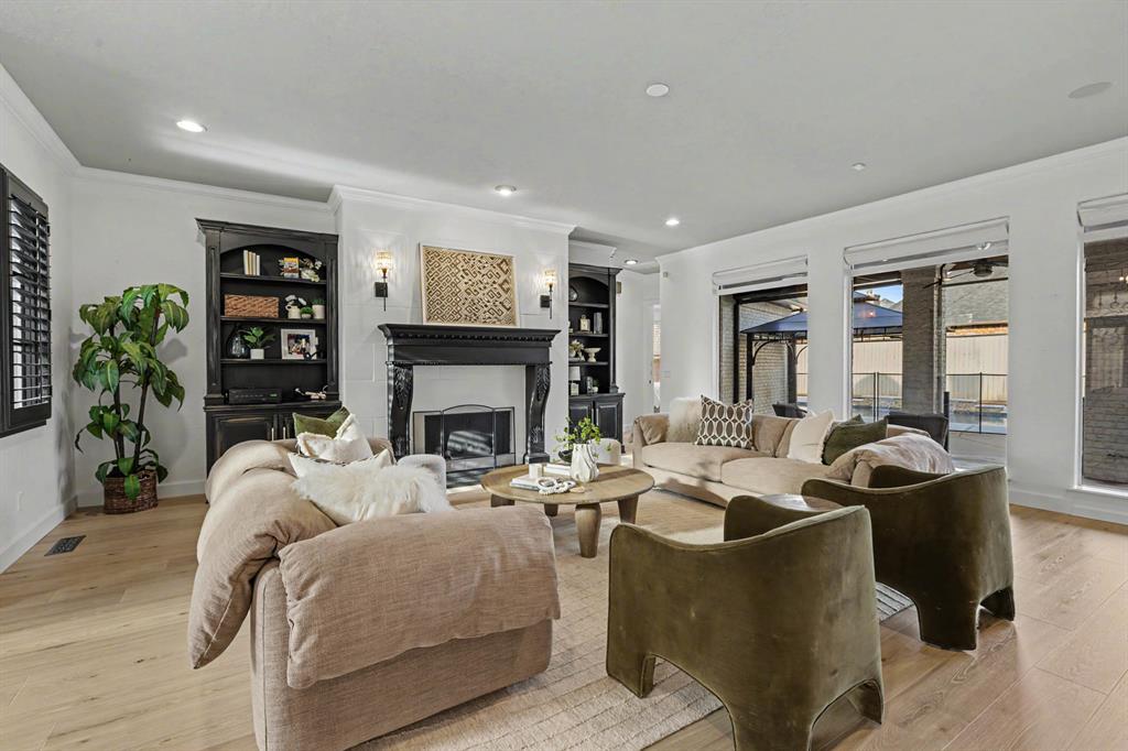 17104 Hawks Ridge Lane Property Photo 6