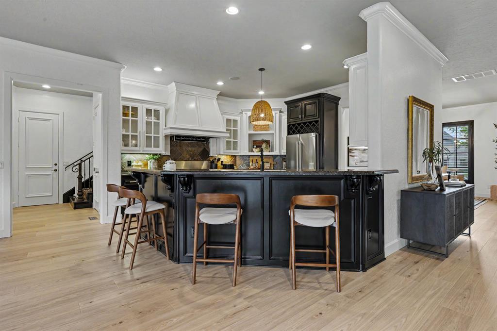 17104 Hawks Ridge Lane Property Photo 10