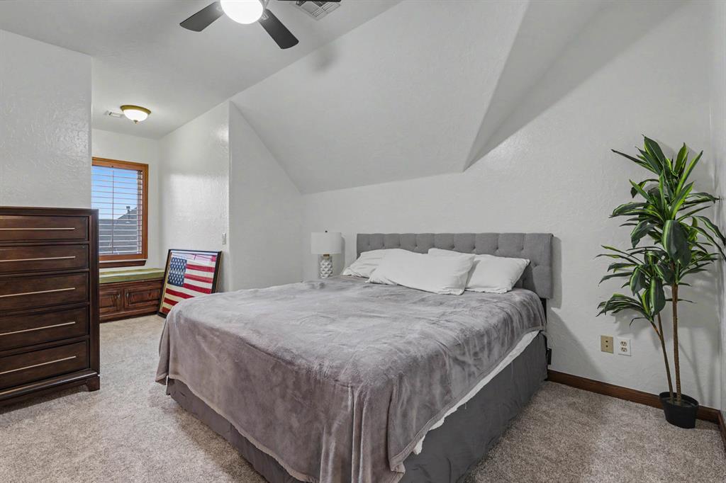 17104 Hawks Ridge Lane Property Photo 30