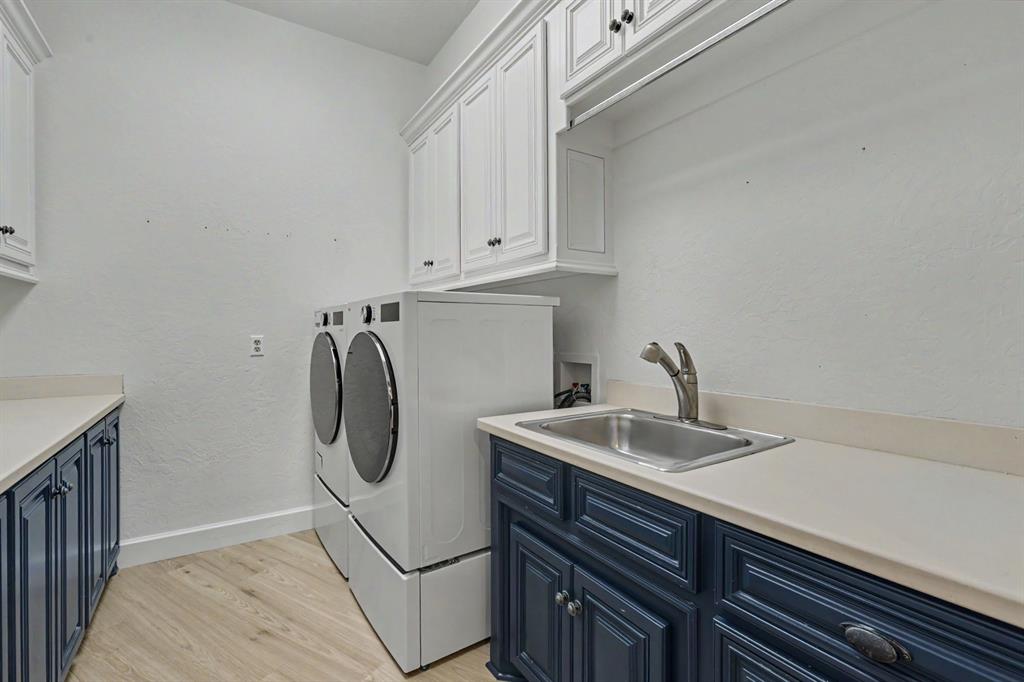 17104 Hawks Ridge Lane Property Photo 31